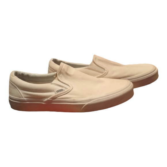 Vans - Picture 7 of 7